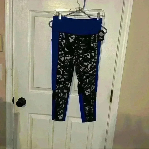 LuLaRoe Rise workout pants large - Picture 1 of 3
